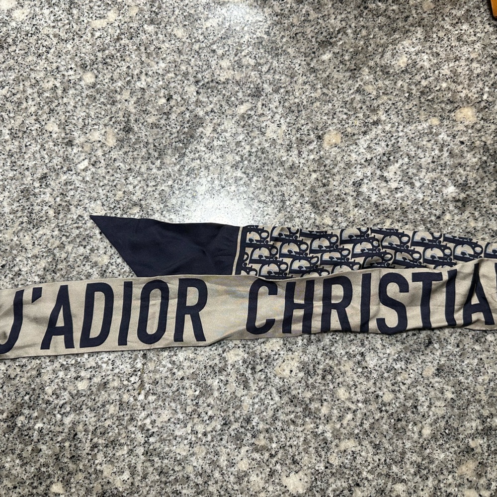Dior scarf